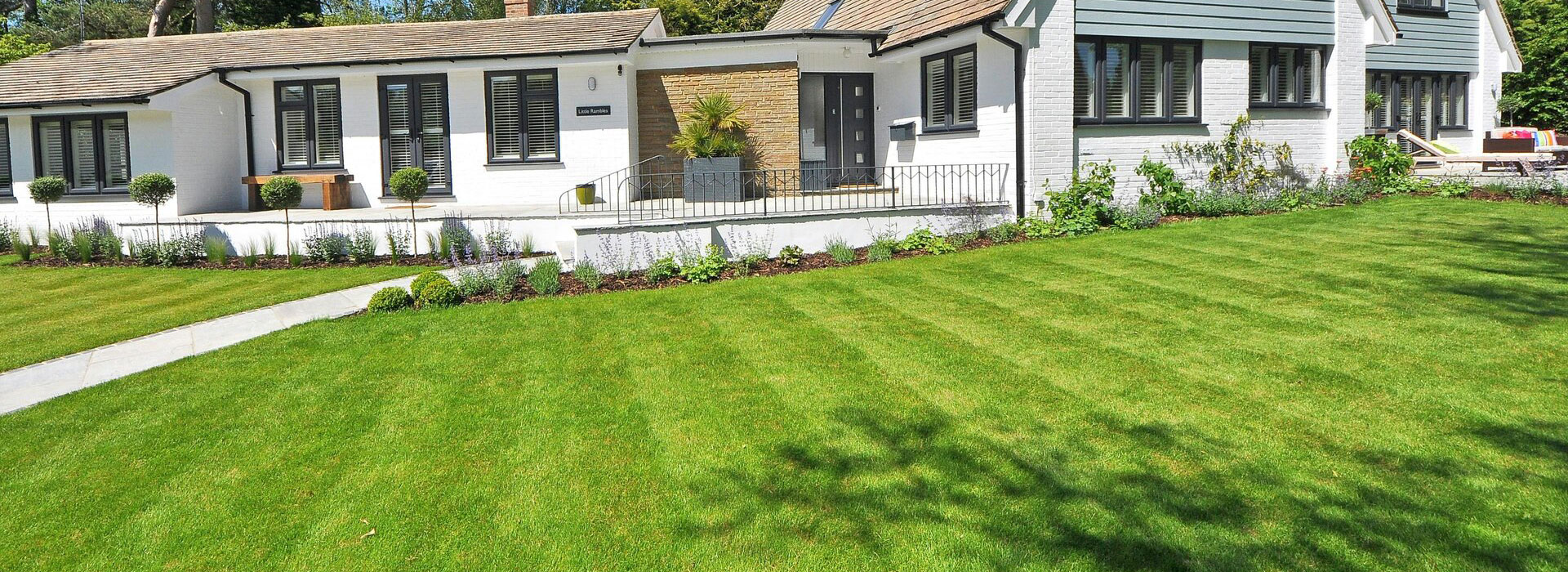 Modern Landscape Design with Water Feature