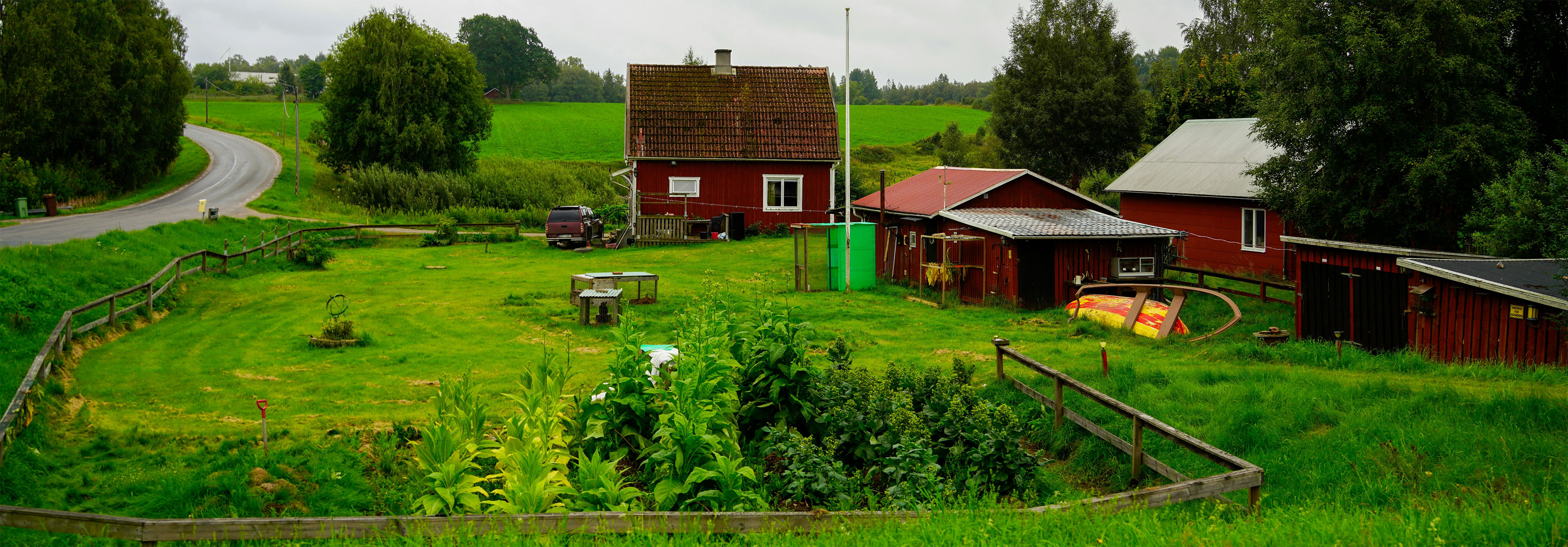 Modern Landscape Design with Water Feature